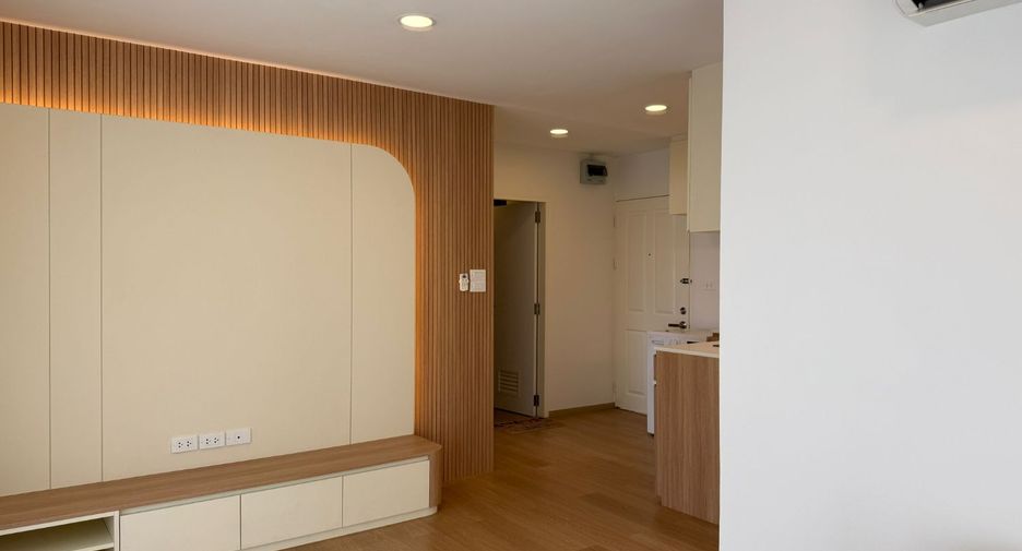 À vendre 2 chambres condo à Bang Na, Bangkok