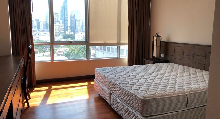 ให้เช่า 3 ห้องนอน คอนโด ใน วัฒนา, กรุงเทพฯ