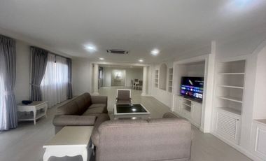 Wohnung zur Miete mit 3 Zimmer in Khlong Toei, Bangkok