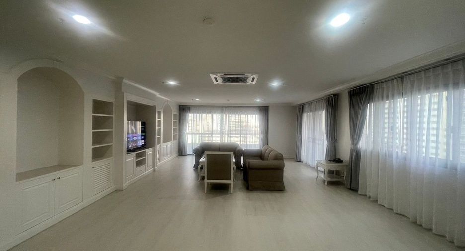Wohnung zur Miete mit 3 Zimmer in Khlong Toei, Bangkok