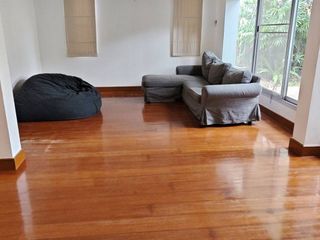 Casa en alquiler de 4 habitaciones en Watthana, Bangkok
