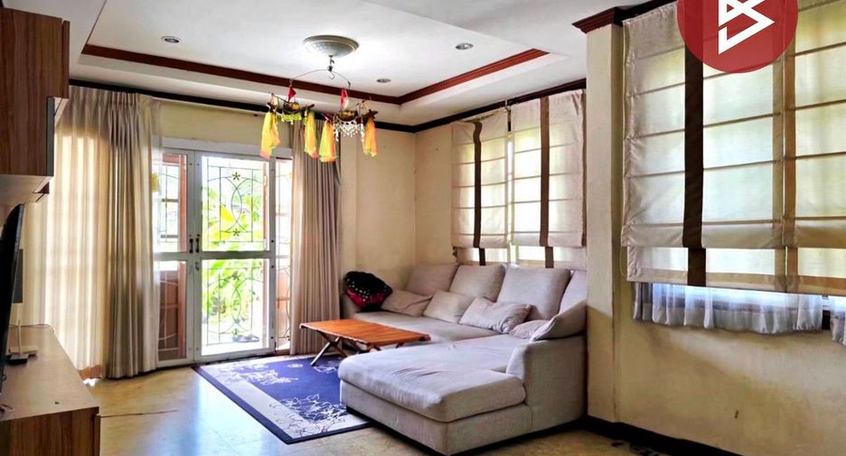 À vendre 3 chambres maison à Bang Khae, Bangkok