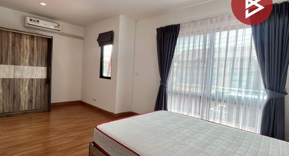 Reihenhaus zum Kauf mit 3 Zimmer in Bang Sao Thong, Samut Prakan
