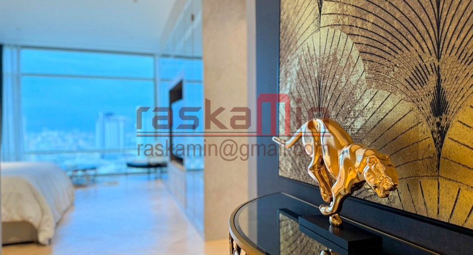 For sale 4 bedrooms condo in Bang Kho Laem, Bangkok