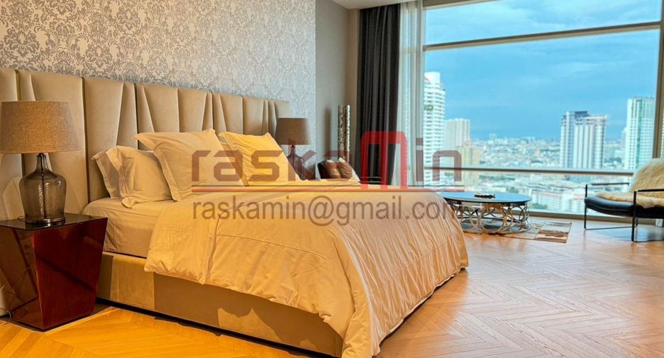 For sale 4 bedrooms condo in Bang Kho Laem, Bangkok