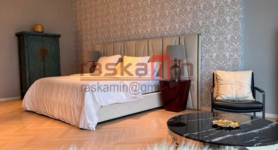 For sale 4 bedrooms condo in Bang Kho Laem, Bangkok