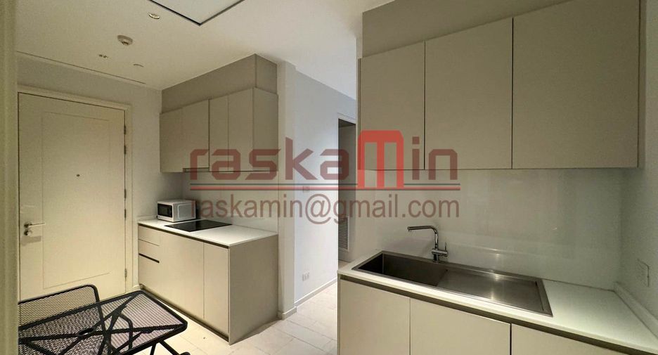 For sale 4 bedrooms condo in Bang Kho Laem, Bangkok