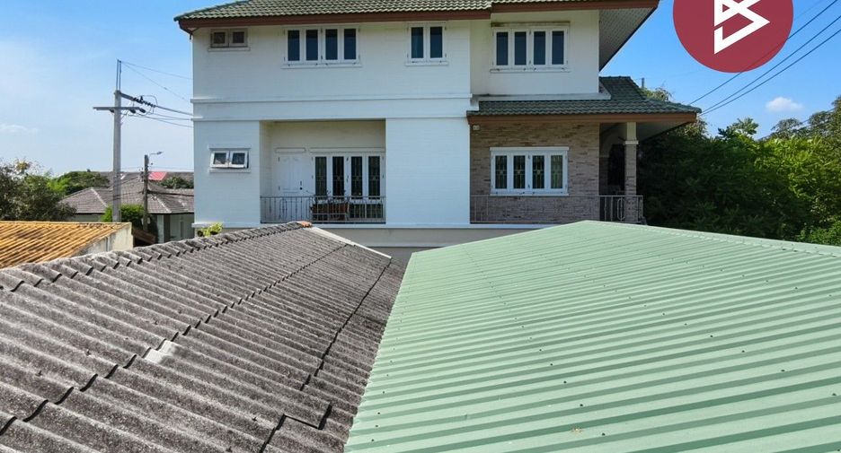 Casa en alquiler y en venta de 8 habitaciones en Mueang Nonthaburi, Nonthaburi