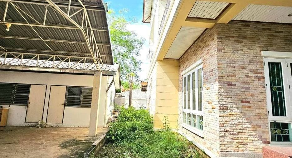 For rent and for sale 8 bedrooms house in Mueang Nonthaburi, Nonthaburi