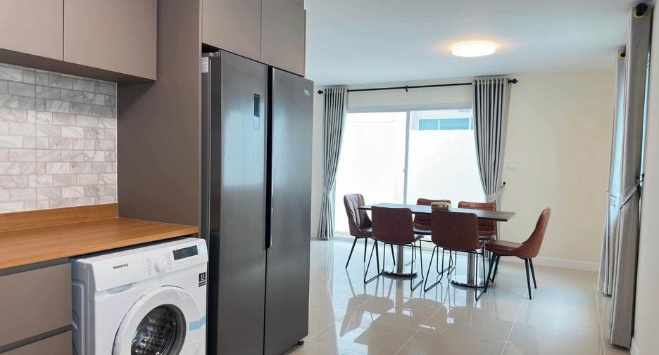 For rent 3 bedrooms house in Bang Lamung, Chonburi