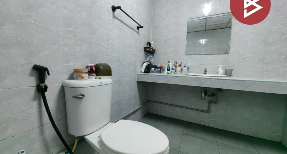 For sale 6 bedrooms townhouse in Bangkok Yai, Bangkok