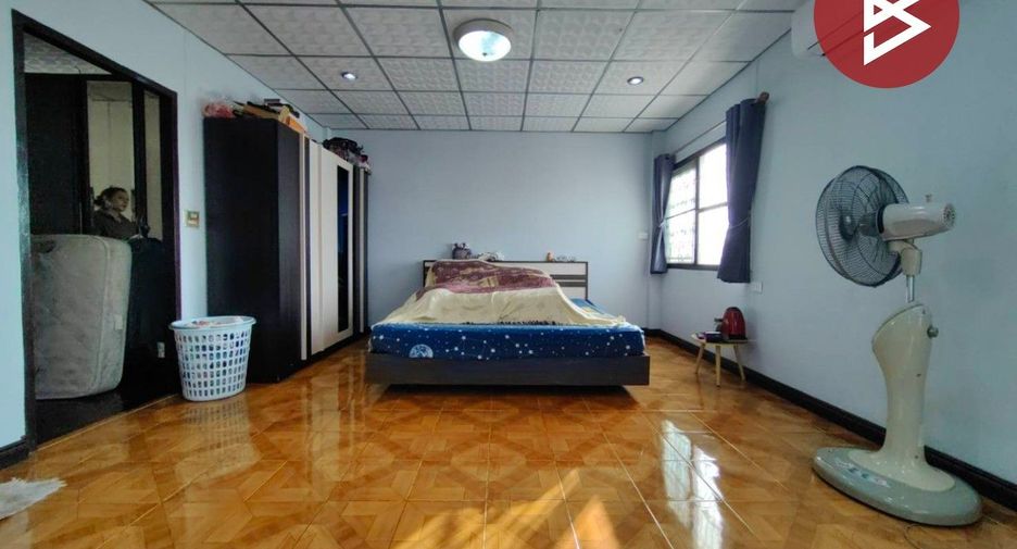 For sale 6 bedrooms townhouse in Bangkok Yai, Bangkok