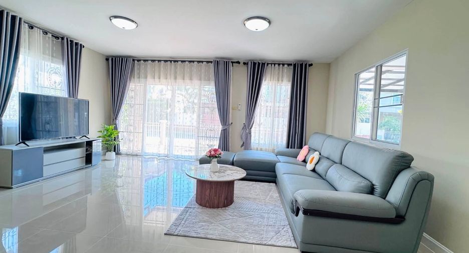 For rent 4 bedrooms house in Saraphi, Chiang Mai