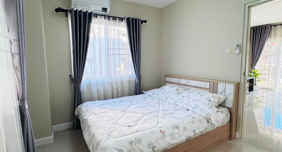 For rent 4 bedrooms house in Saraphi, Chiang Mai