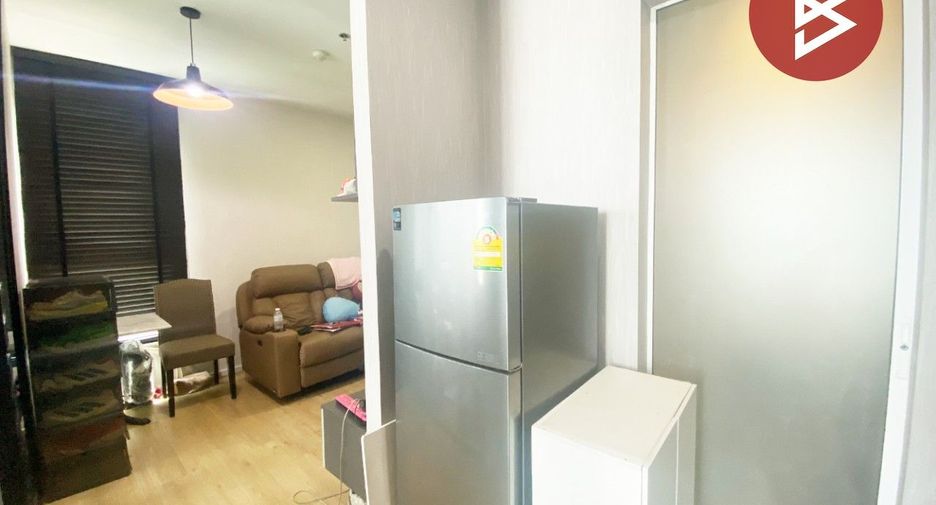 For sale 1 bed condo in Si Racha, Chonburi