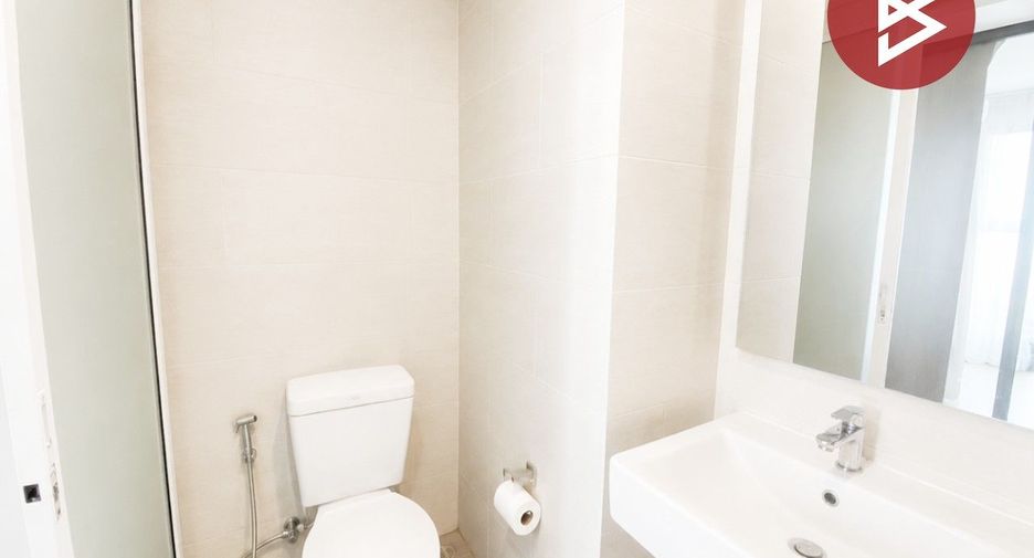 For sale 1 bed condo in Si Racha, Chonburi