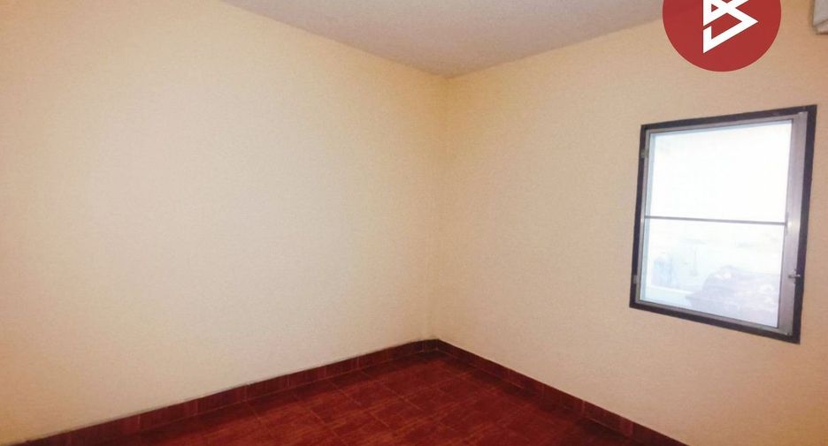 For sale 2 bedrooms townhouse in Mueang Samut Prakan, Samut Prakan