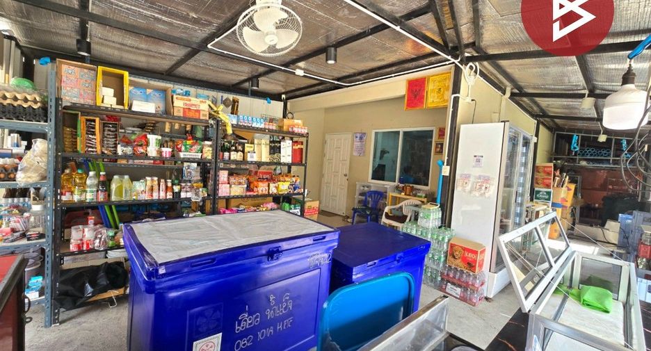 For sale 2 bedrooms townhouse in Phra Samut Chedi, Samut Prakan