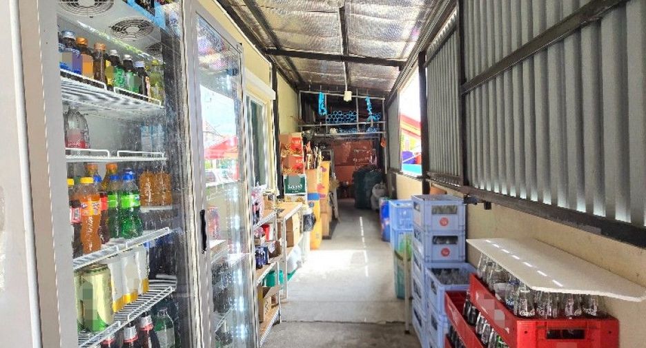 For sale 2 bedrooms townhouse in Phra Samut Chedi, Samut Prakan