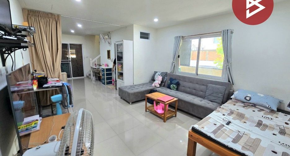For sale 2 bedrooms townhouse in Phra Samut Chedi, Samut Prakan