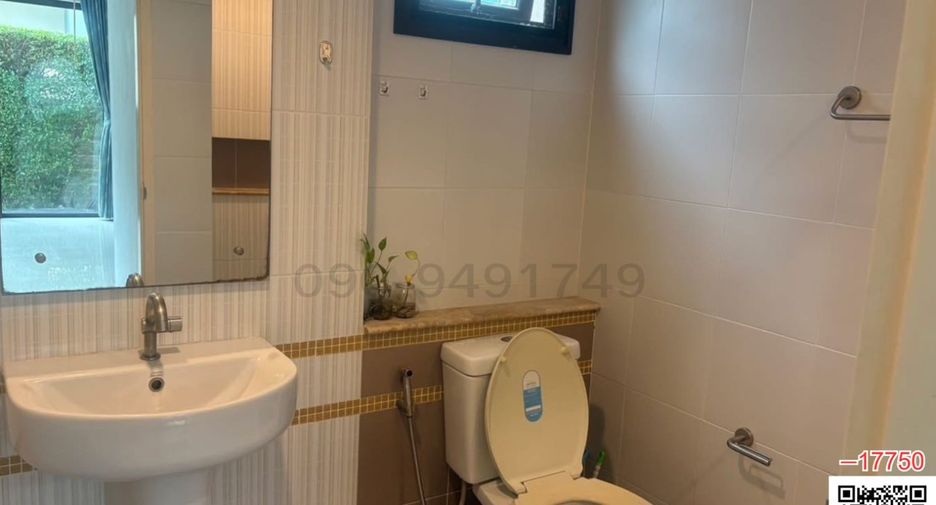 For rent 3 bedrooms house in Sai Mai, Bangkok