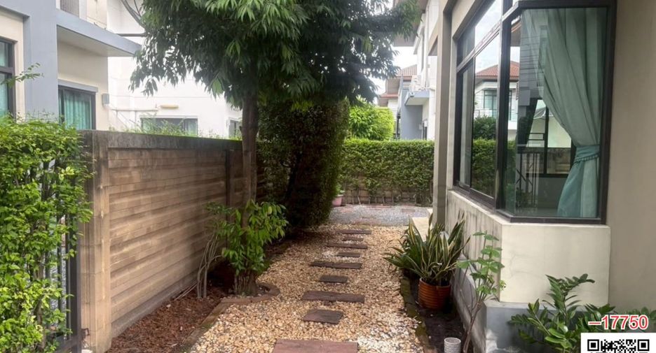 For rent 3 bedrooms house in Sai Mai, Bangkok