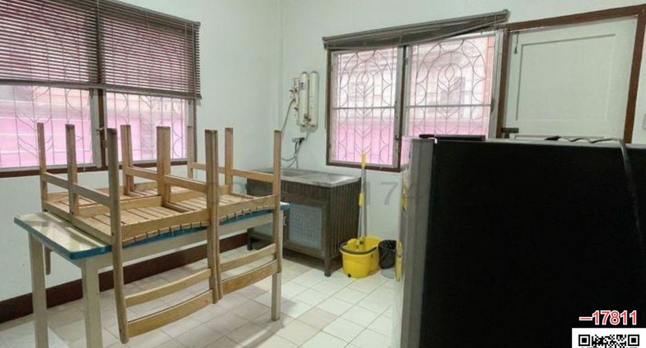À louer 3 chambres maison à Bang Bua Thong, Nonthaburi