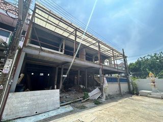 Casa adosada en venta de 2 habitaciones en Bang Kho Laem, Bangkok