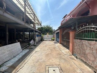 Casa adosada en venta de 2 habitaciones en Bang Kho Laem, Bangkok