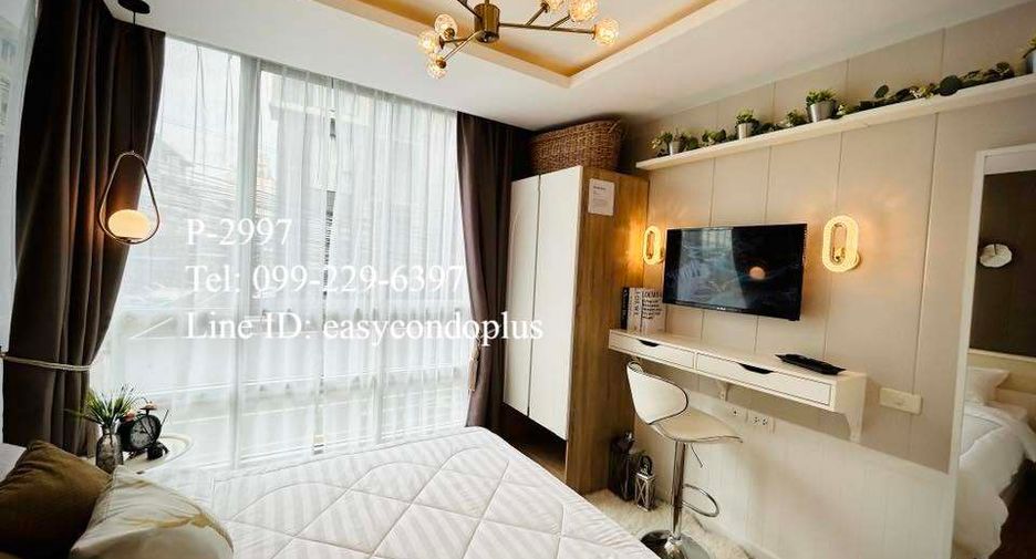 For rent 2 bedrooms condo in Huai Khwang, Bangkok