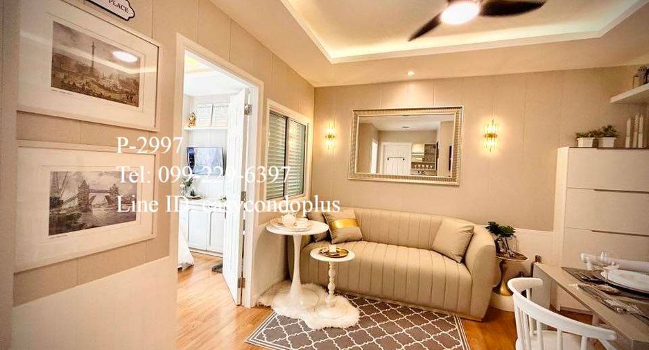 For rent 2 bedrooms condo in Huai Khwang, Bangkok