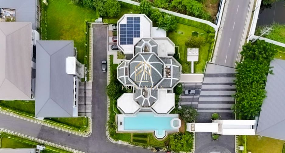 Haus zum Kauf mit 5 Zimmer in Khan Na Yao, Bangkok