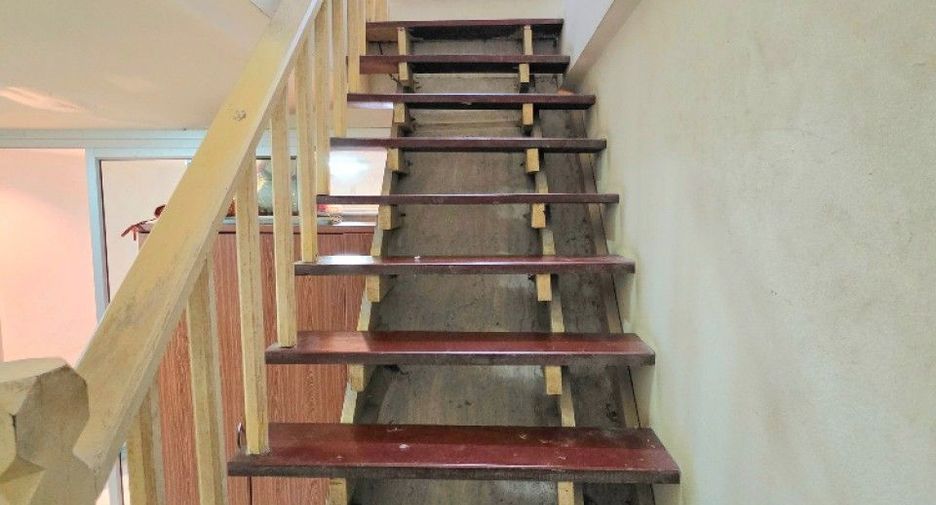 For sale 2 bedrooms townhouse in Si Racha, Chonburi