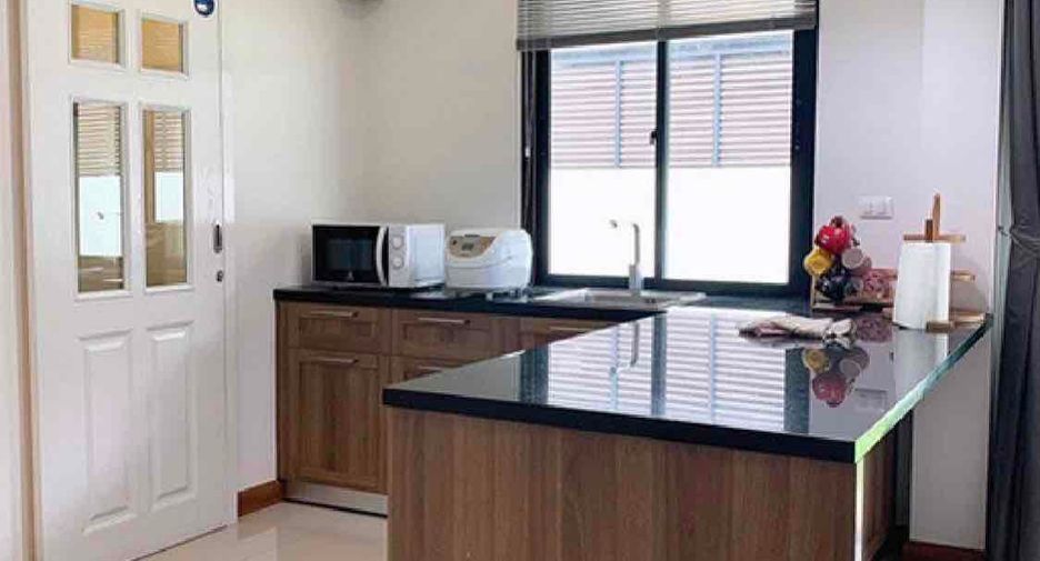 Casa en alquiler de 4 habitaciones en Bang Phli, Samut Prakan