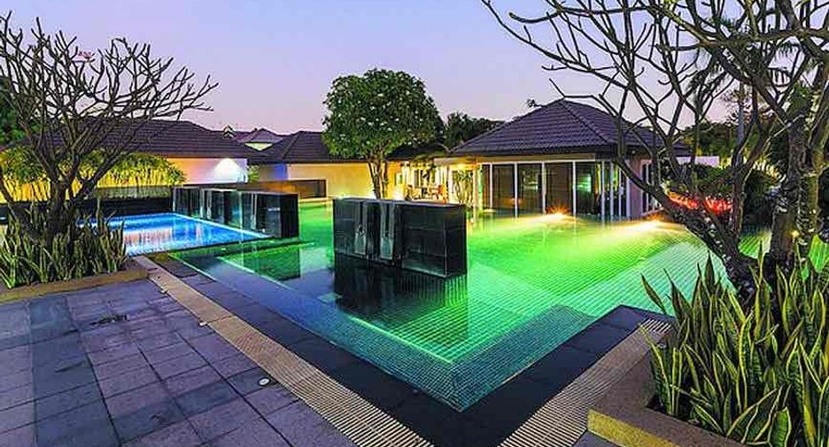 Casa en alquiler de 4 habitaciones en Bang Phli, Samut Prakan