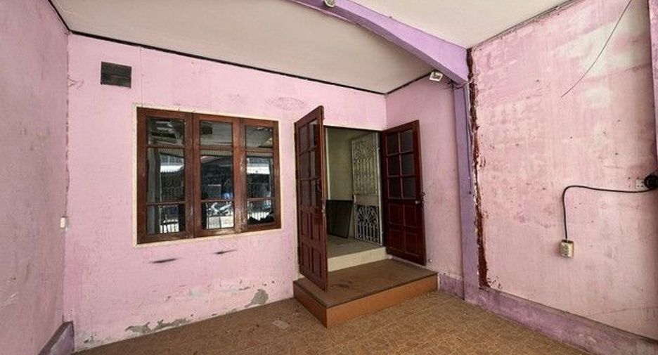 Продажа 3 спальни таунхаус в Дон Муеанг, Бангкок