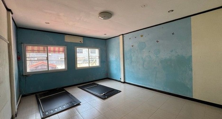Продажа 3 спальни таунхаус в Дон Муеанг, Бангкок