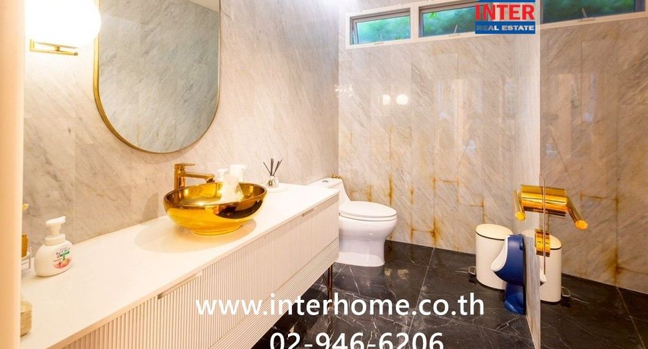 For sale 3 bedrooms house in Bang Phli, Samut Prakan