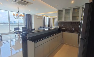 Condo en alquiler de 3 habitaciones en Bang Kapi, Bangkok