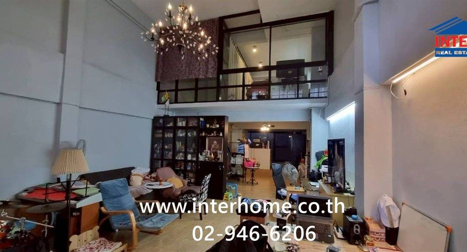 Gewerbefläche zum Kauf mit 1 Zimmer in Din Daeng, Bangkok