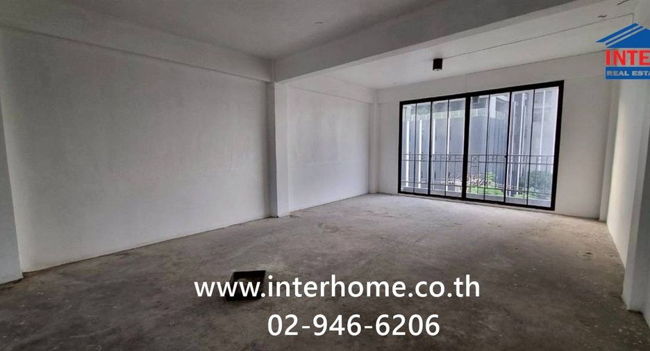 Gewerbefläche zum Kauf mit 1 Zimmer in Din Daeng, Bangkok