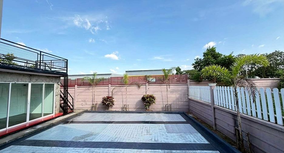 For sale 3 bedrooms house in Bang Lamung, Chonburi