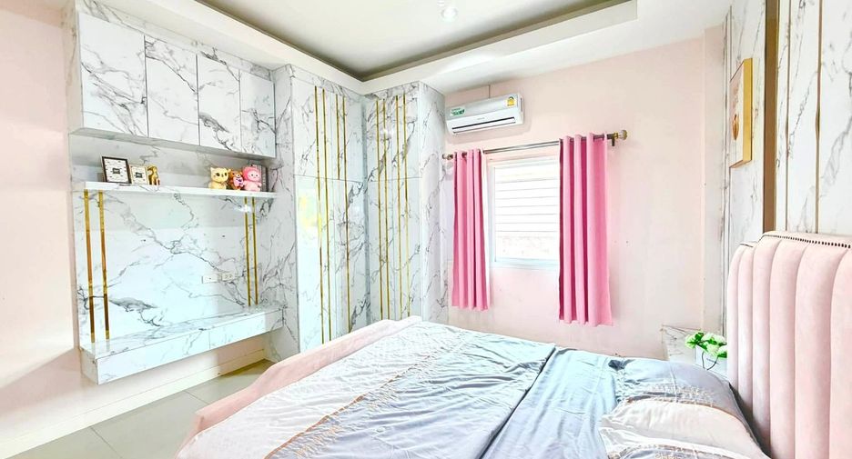 For sale 3 bedrooms house in Bang Lamung, Chonburi