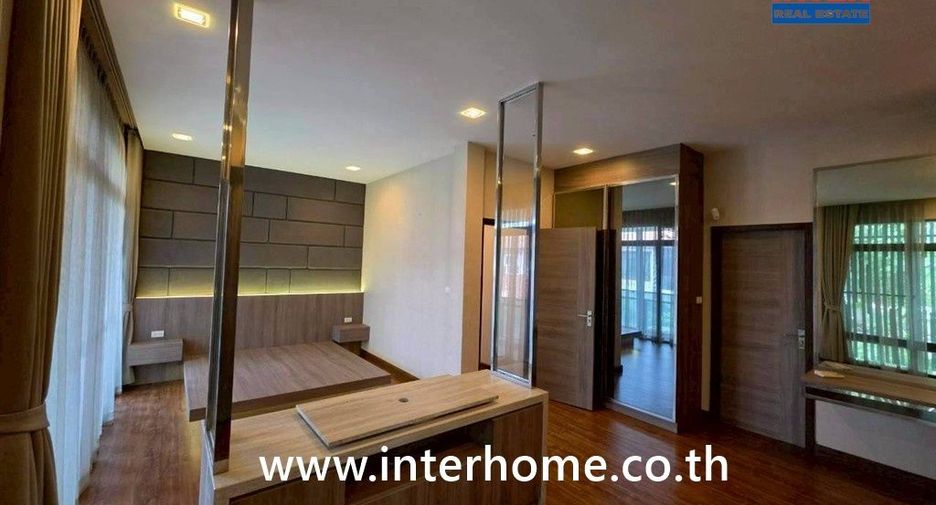 For sale 4 bedrooms house in Saraphi, Chiang Mai