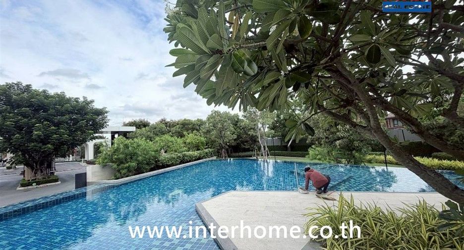 Casa adosada en venta de 3 habitaciones en Mueang Pathum Thani, Pathum Thani