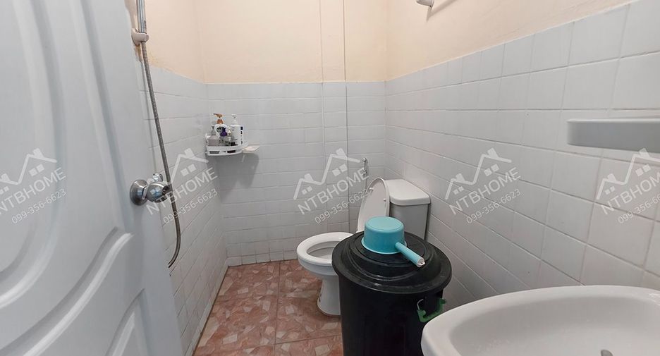 For sale 2 ベッドルーム townhouse in Pak Kret, Nonthaburi