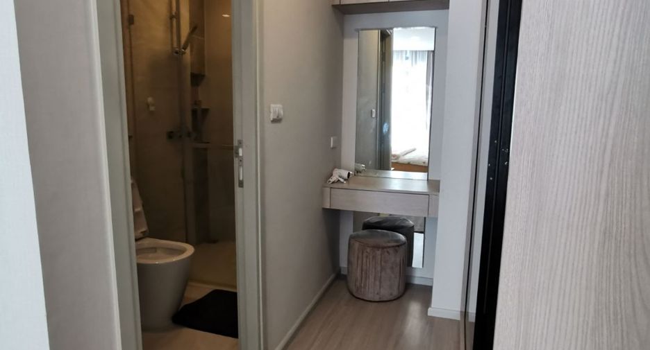 For sale 2 ベッドルーム condo in Khlong Toei, Bangkok