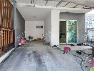 For sale 3 ベッドルーム townhouse in Mueang Nonthaburi, Nonthaburi