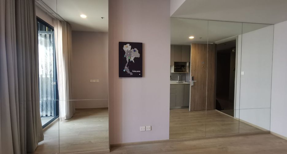 For rent 1 bed condo in Sathon, Bangkok