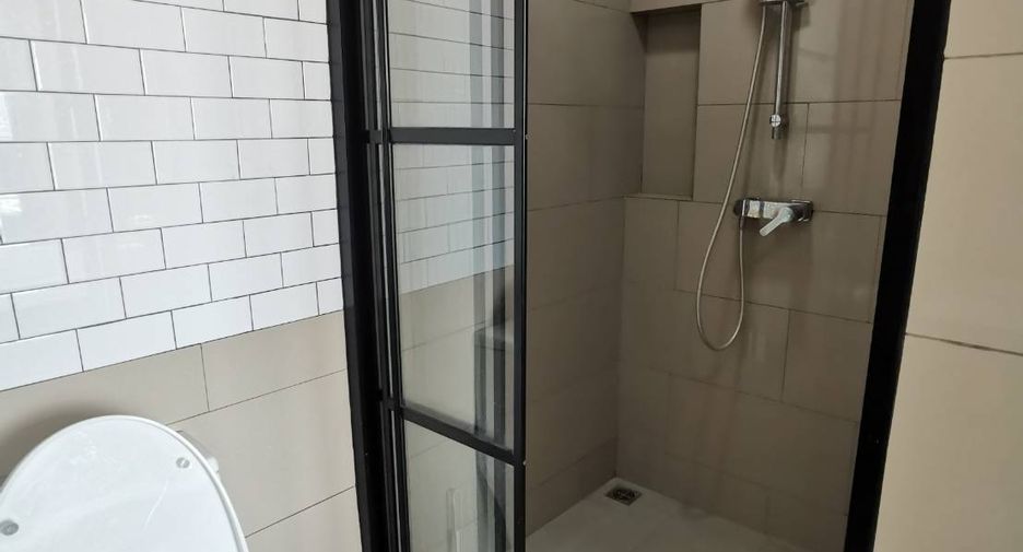 À vendre 1 chambre condo à Din Daeng, Bangkok